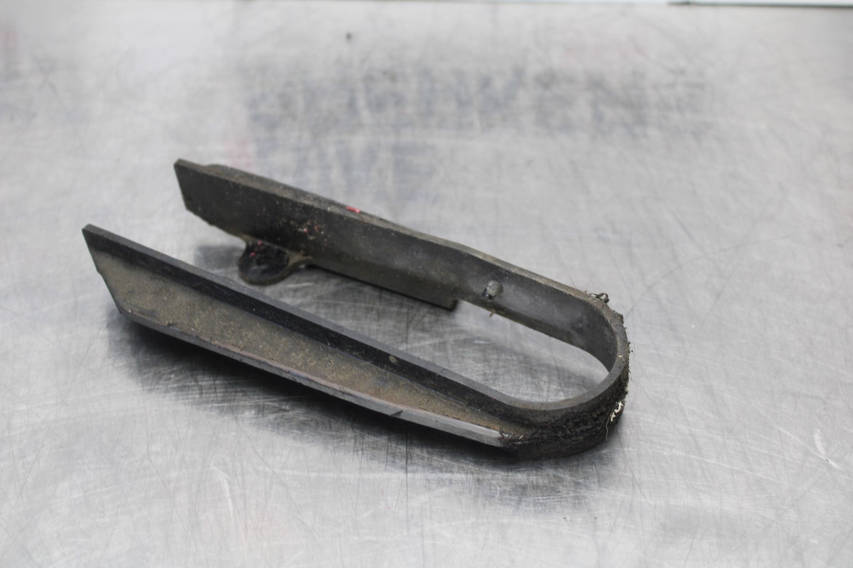 21-23 KAWASAKI NINJA ZX6R SWINGARM CHAIN BUFFER SLIDER GUIDE BB179