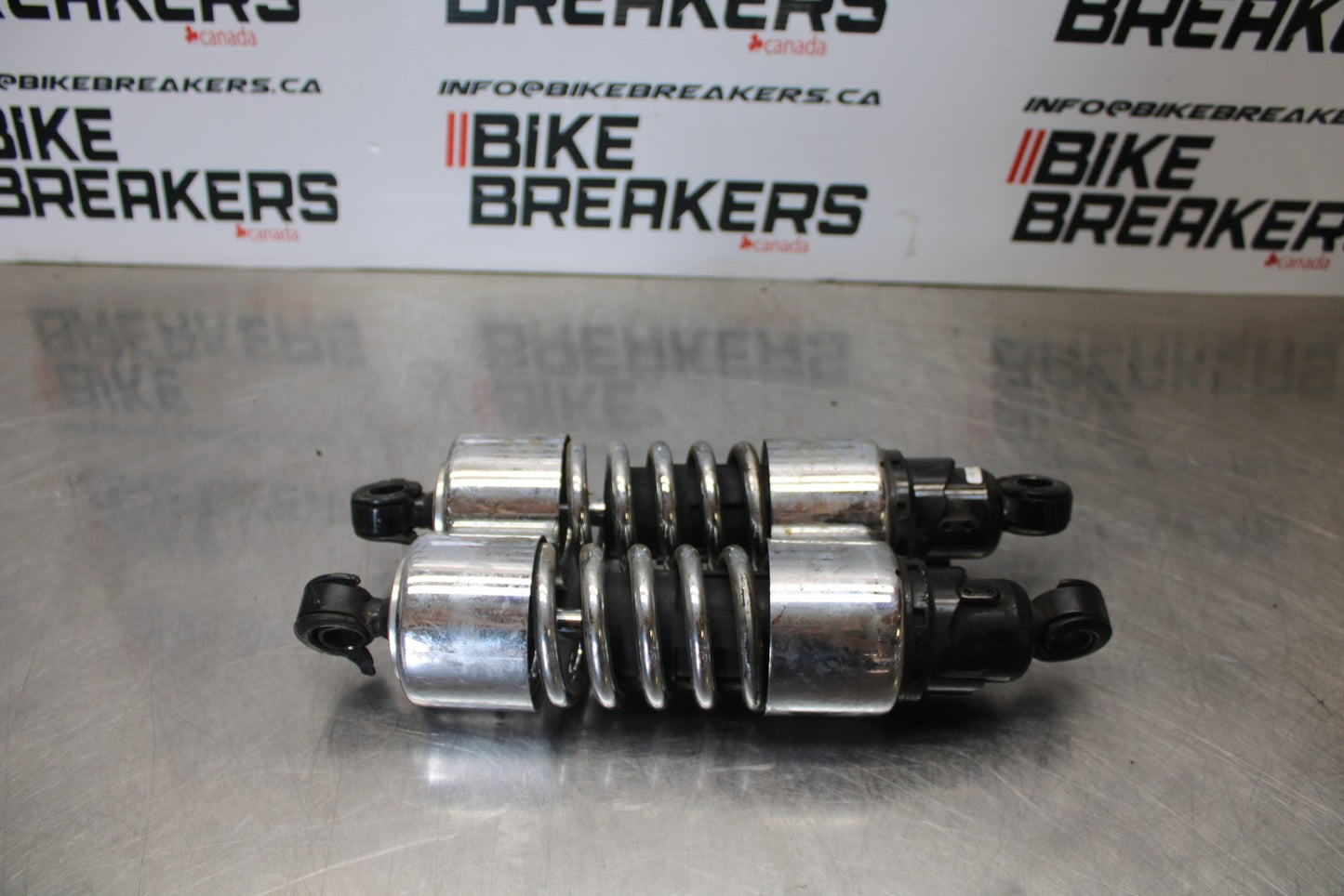 03-08 KAWASAKI VULCAN 1600 12' REAR BACK SHOCK ABSORBER SET PAIR BB196