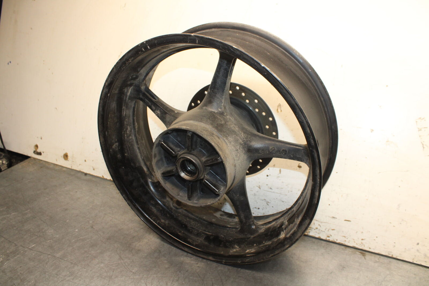 06-07 YAMAHA YZF R6 REAR WHEEL BACK RIM AND ROTOR BB742