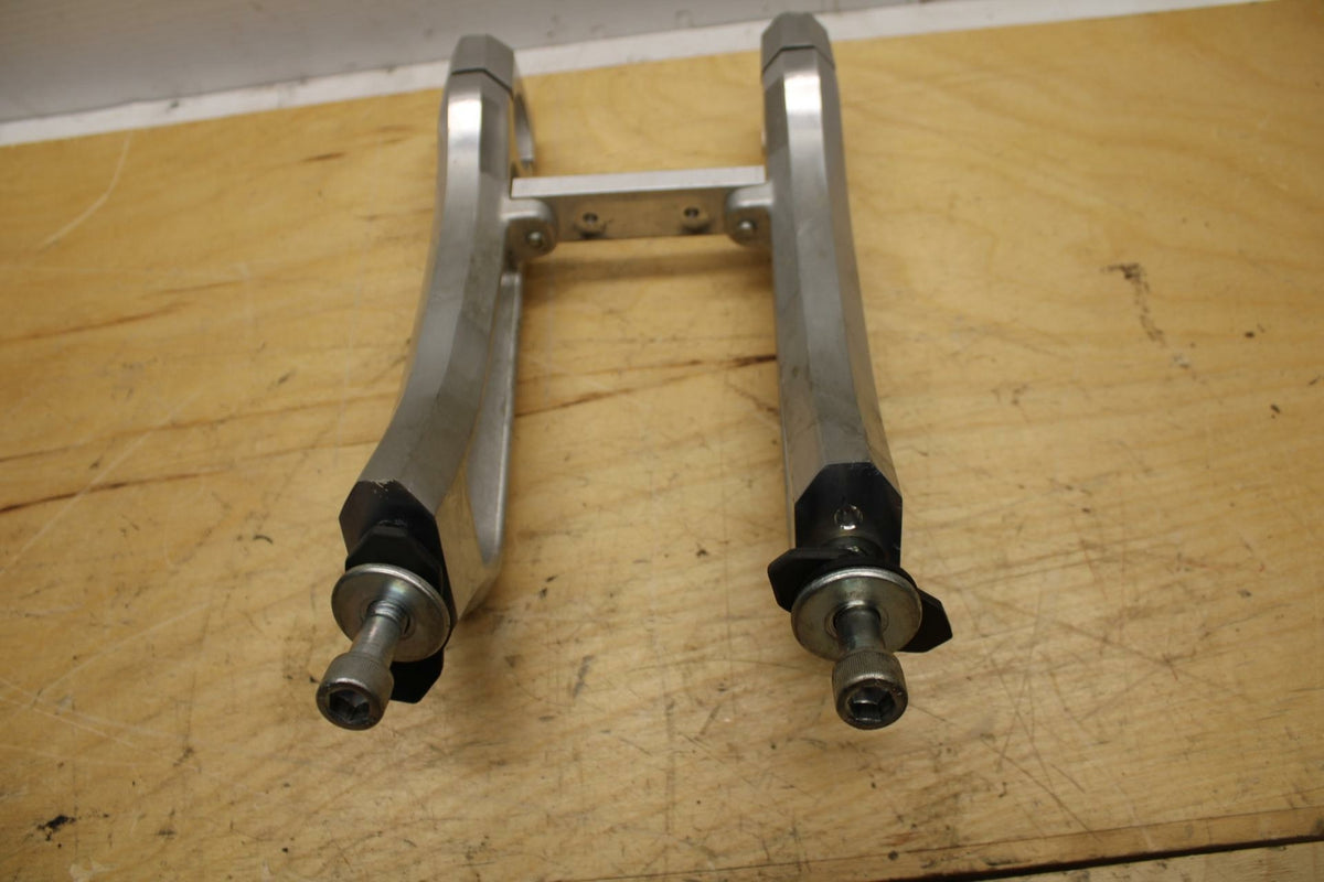 09-10 SUZUKI BOULEVARD M109R HANDLEBAR RISERS BB318