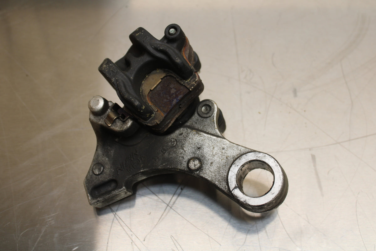 07-12 HONDA CBR600RR REAR BACK BRAKE CALIPER W MOUNT BRACKET 43150-MFJ-D01 BB135