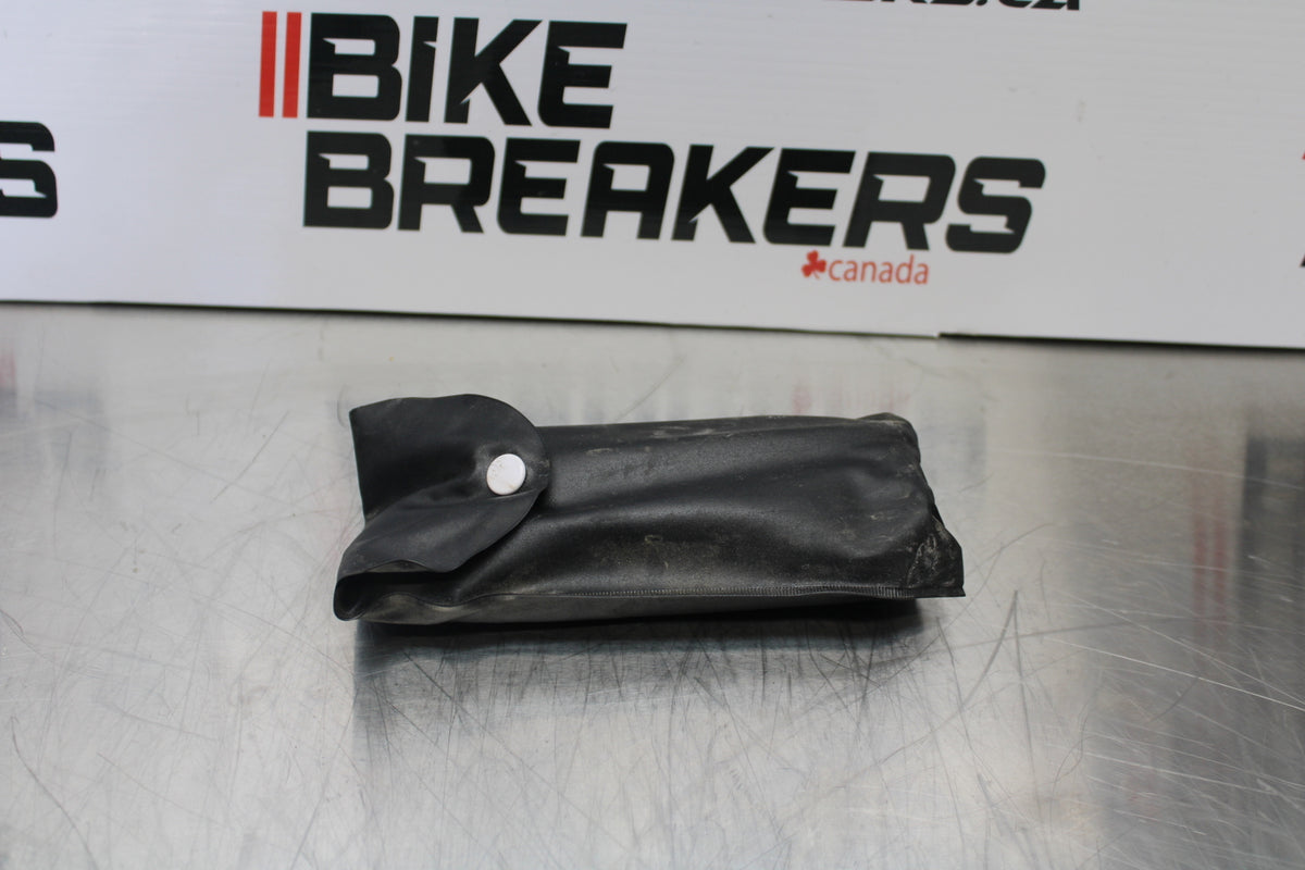 07 KAWASAKI Z1000 STOCK TOOLS OEM TOOL BAG KIT SET BB148