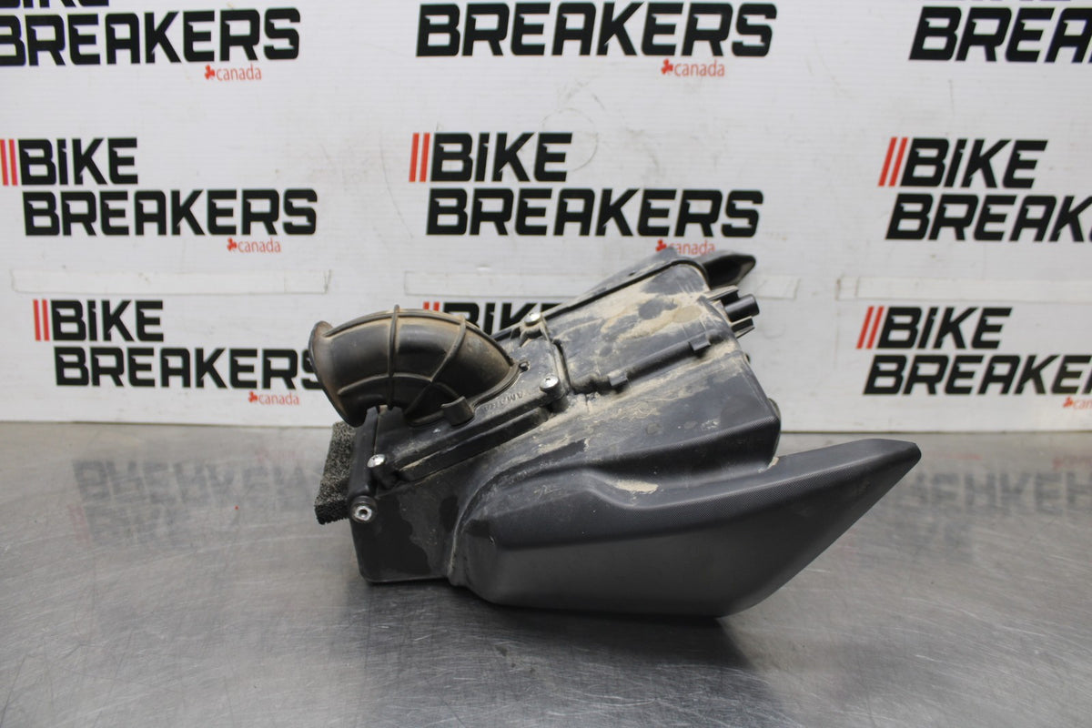 22-25 YAMAHA YZF R7 AIRBOX AIR INTAKE FILTER BOX BB940