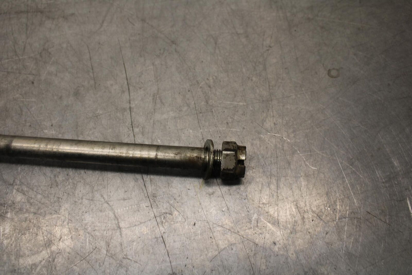 2015 Kawasaki Ninja 300 EX300 FRONT WHEEL RIM AXLE PIVOT BOLT 41068-0024 BB61