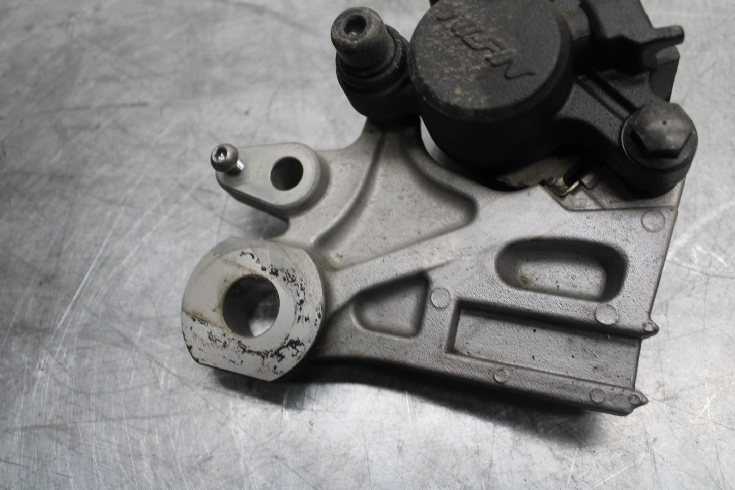 2016 Yamaha XSR900 ABS REAR BACK BRAKE CALIPER W MOUNT BRACKET BB516