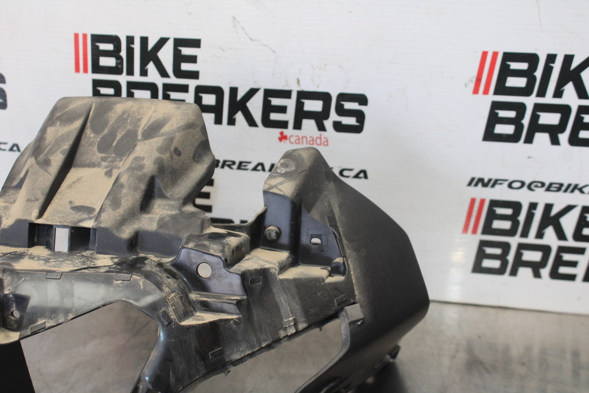 22-25 YAMAHA YZF R7 FRONT CENTER COWL FAIRING BB769