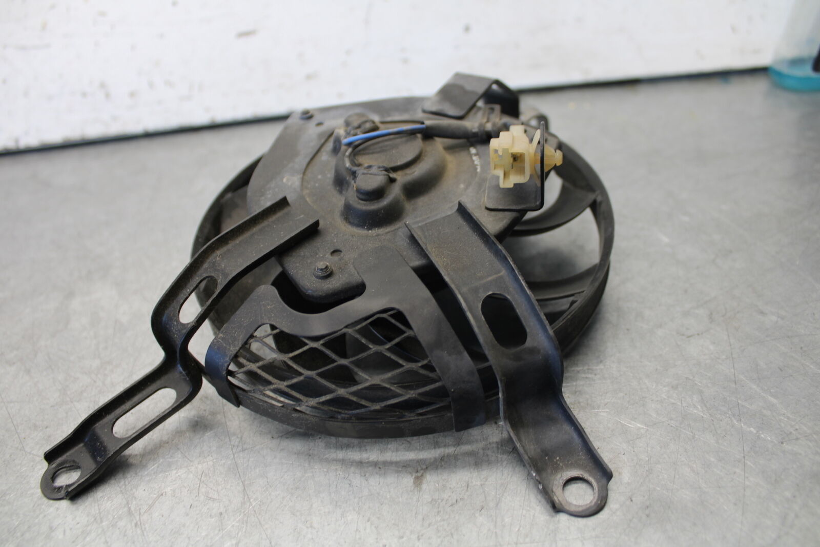 05-06 SUZUKI GSXR1000 ENGINE RADIATOR COOLING FAN 17800-41G00 BB663