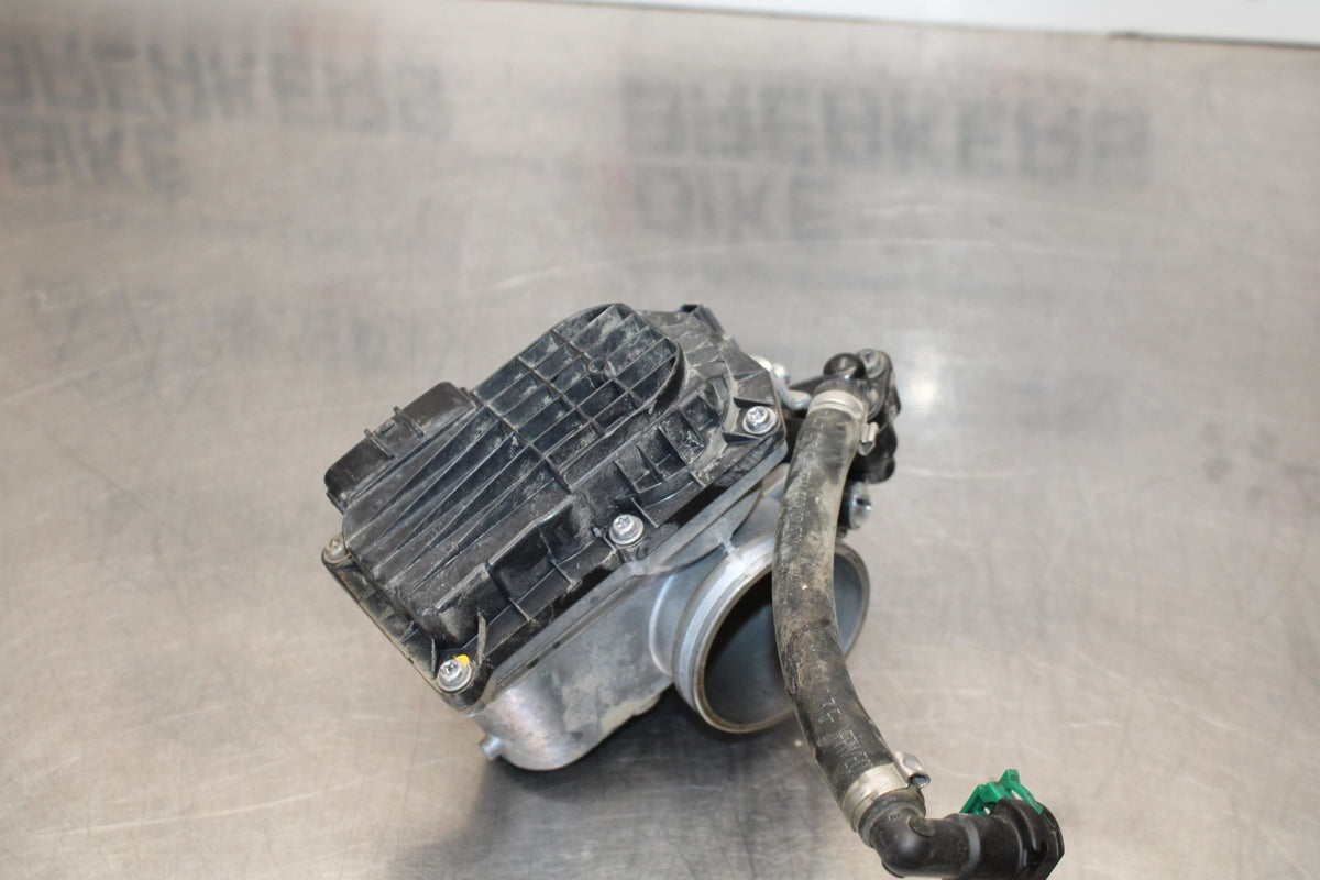 18-22 HUSQVARNA VITPILEN 701 MAIN FUEL INJECTORS / THROTTLE BODIES BB198