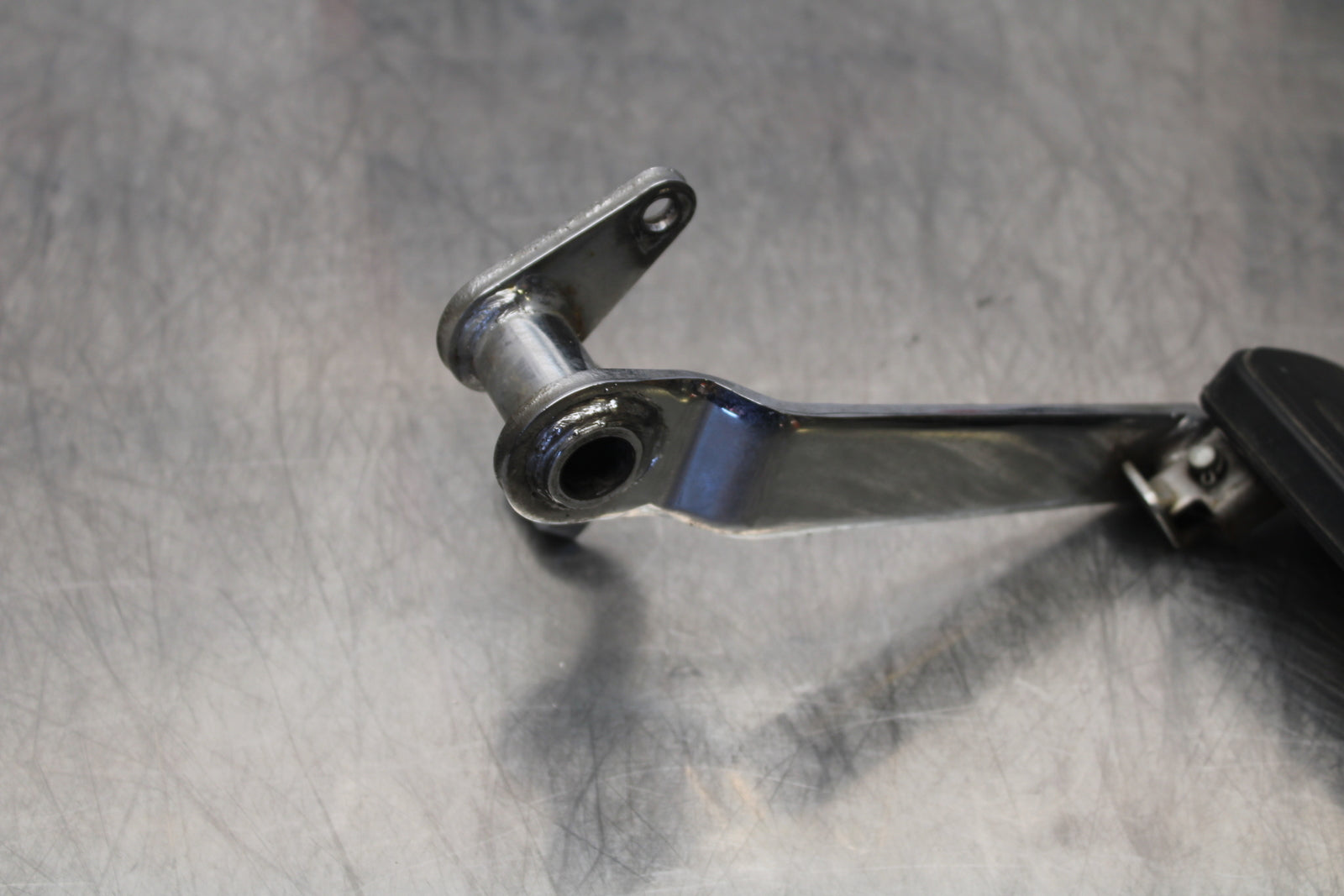 04 YAMAHA ROAD STAR XV1700A RIGHT REARSET BRAKE FOOT PEDAL BB155