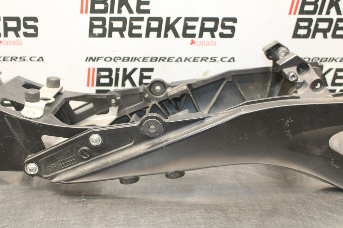 06-07 SUZUKI GSXR 600 REAR SUBFRAME BACK SUB FRAME BB845