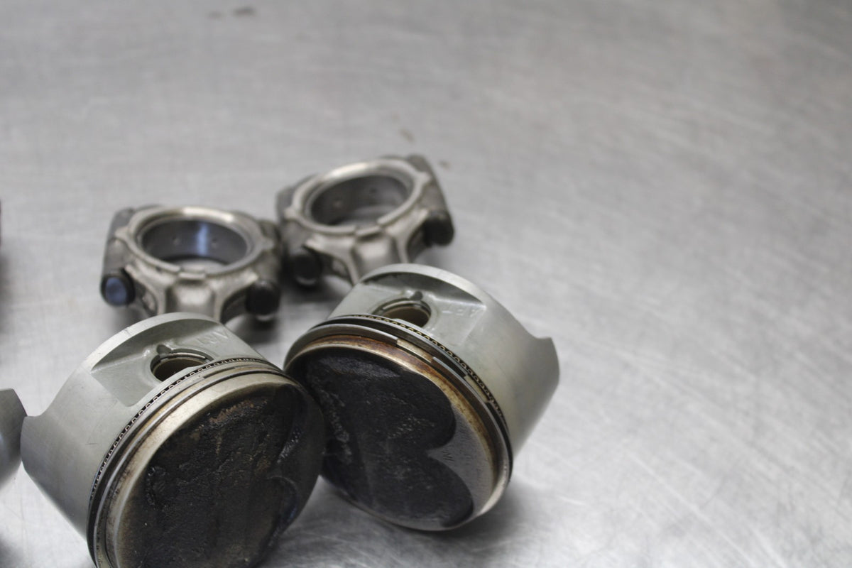 84 HONDA INTERCEPTOR 1000 VF1000F ENGINE MOTOR BLOCK PISTONS & RODS BB878
