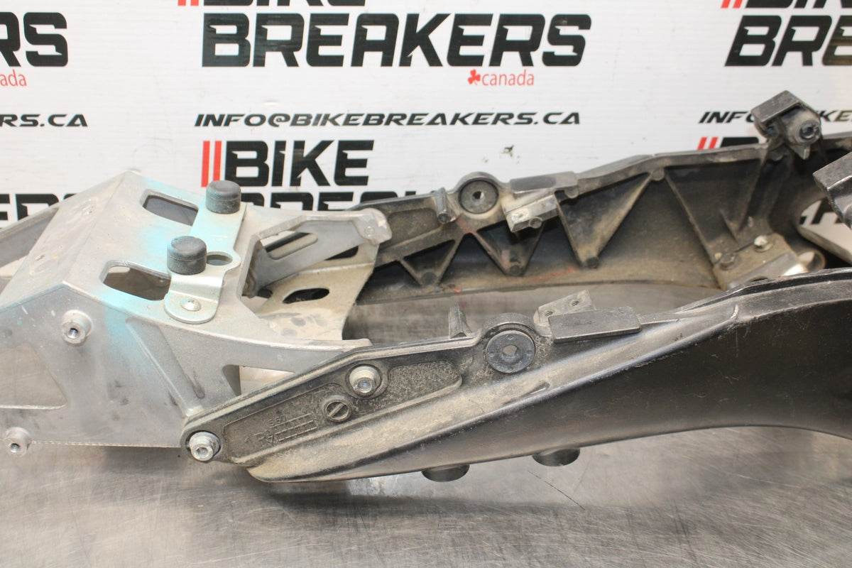 06-07 SUZUKI GSXR600 REAR SUBFRAME BACK SUB FRAME BB836
