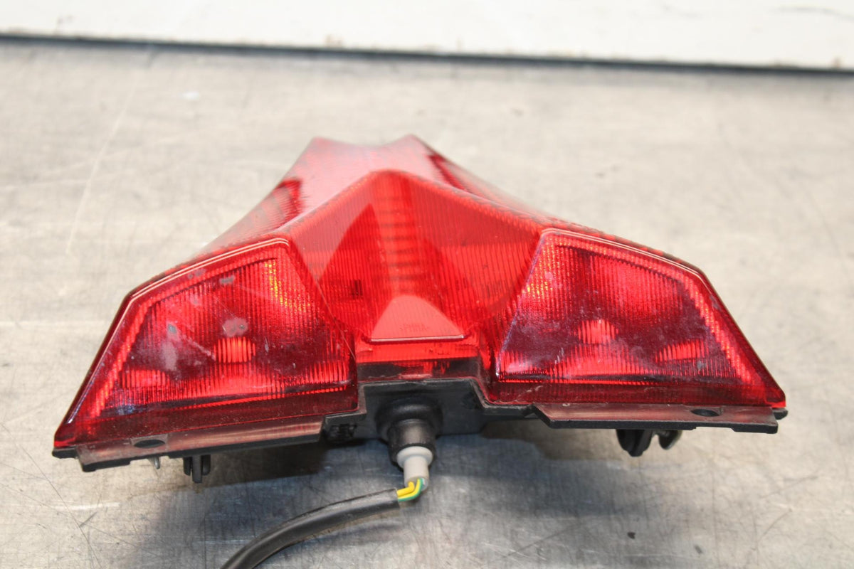 15-19 APRILIA RSV4 RF REAR TAIL TAILLIGHT BACK BRAKE LIGHT BB611