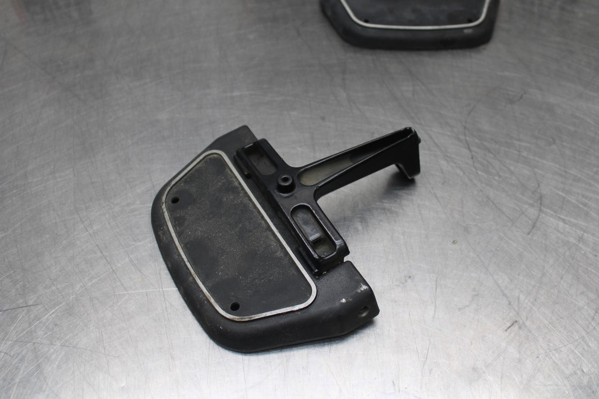 99-00 HARLEY-DAVIDSON ELECTRA GLIDE FLHT REAR PASSENGER FOOT STEP SET BB805
