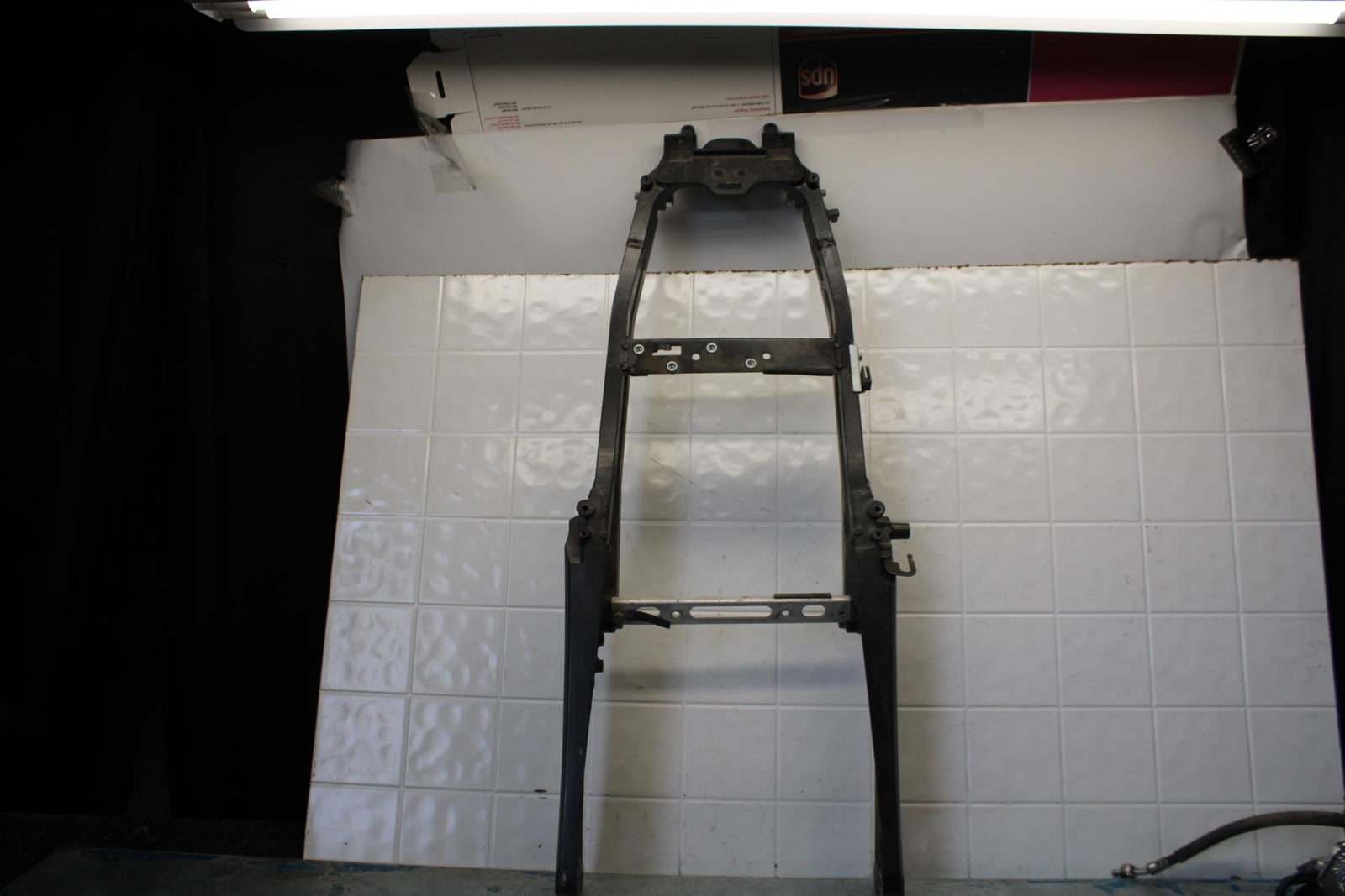 06-07 KAWASAKI NINJA ZX14R REAR SUBFRAME BACK SUB FRAMEBB433