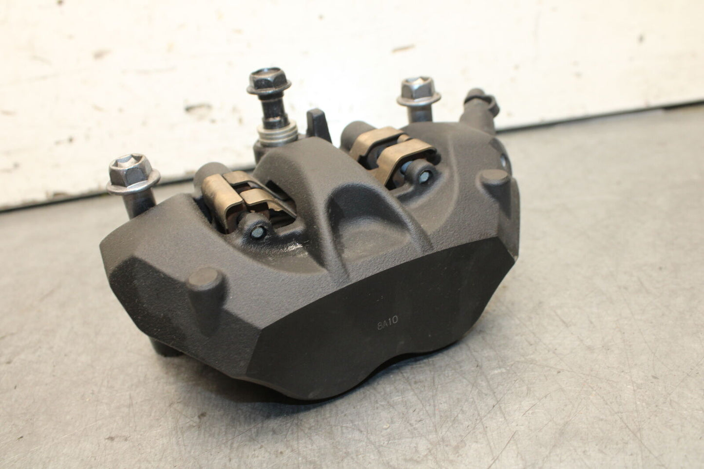 13-18 KAWASAKI NINJA ZX6R RIGHT LEFT FRONT BRAKE CALIPER SET PAIR CALIPERS BB666