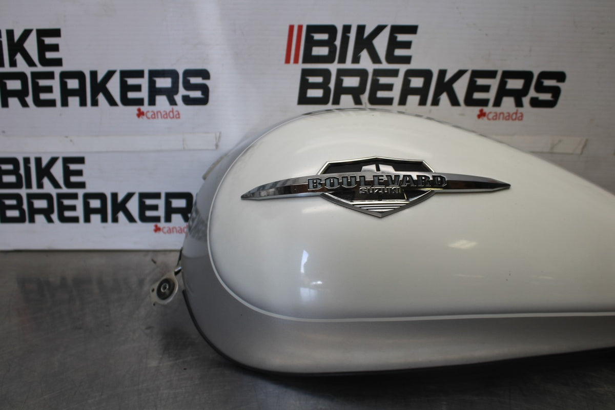05-09 SUZUKI BOULEVARD C90 LEFT GAS TANK COVER TRIM PANEL COWL FAIRING BB918