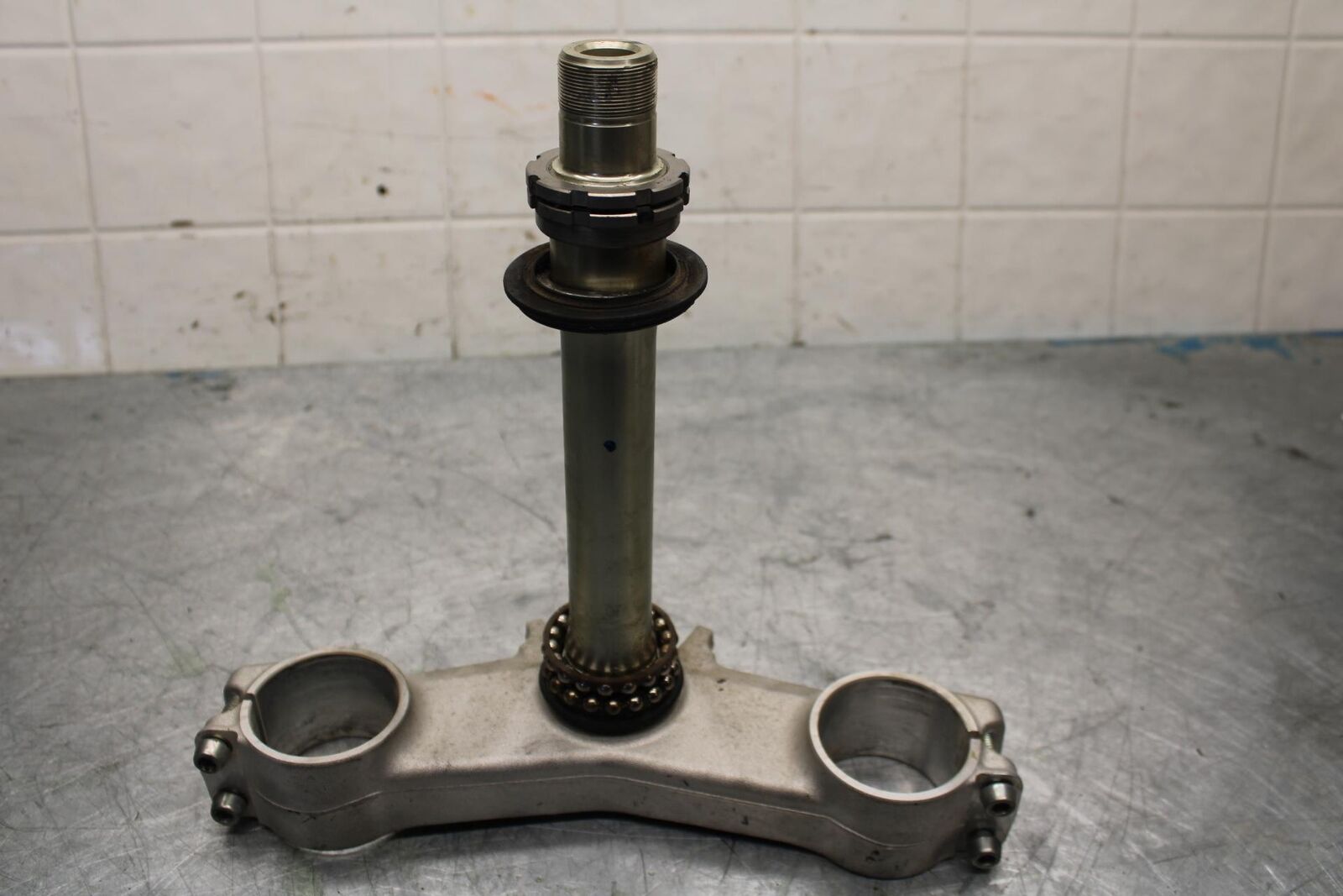 11-15 KAWASAKI ZX1000R FRONT FORKS CLAMP LOWER TRIPLE TREE STEM BB445