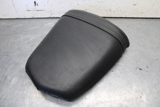 04-05 SUZUKI GSXR600 REAR BACK PASSENGER TANDEM SEAT PAD SADDLE PILLION BB658