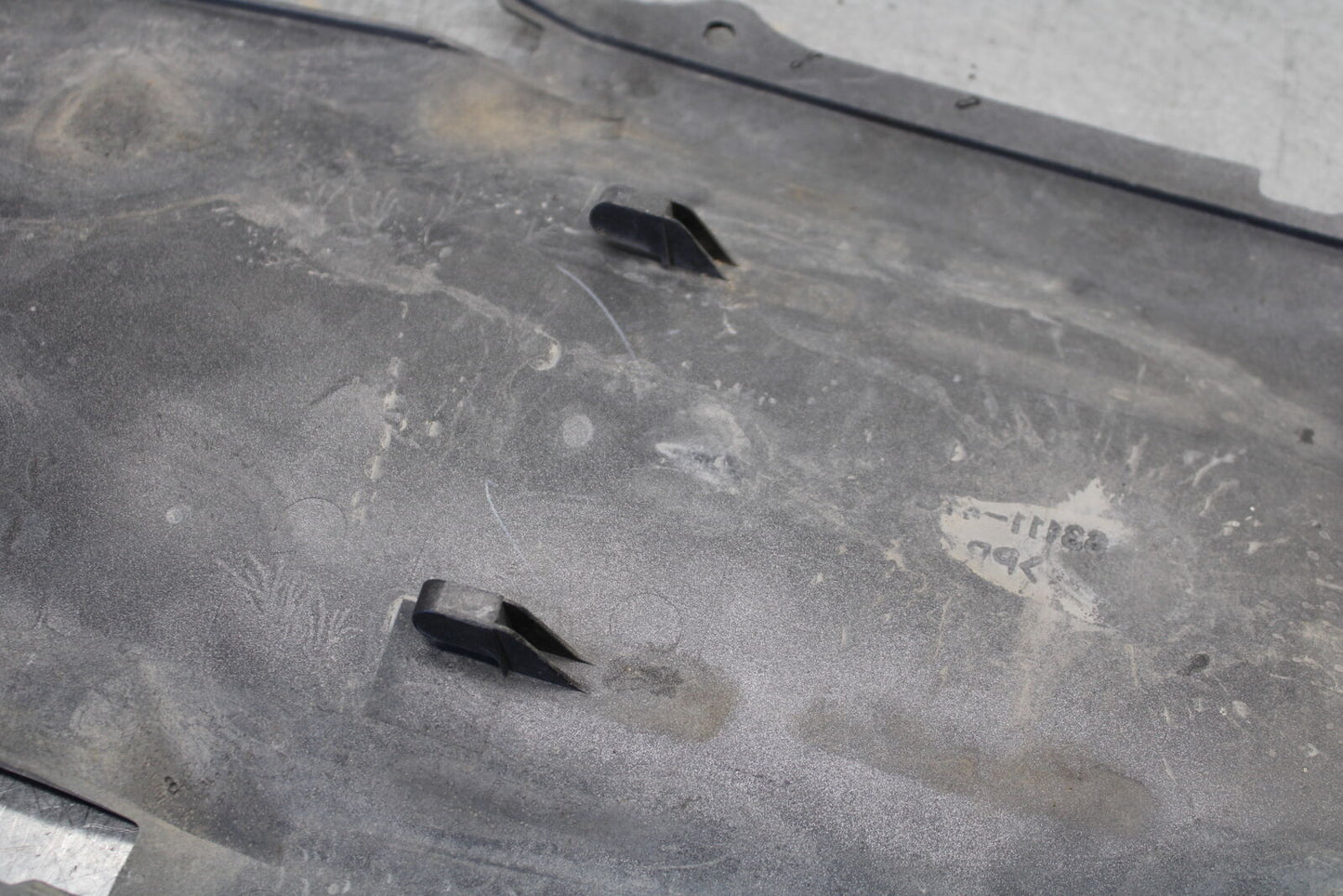 05-06 SUZUKI GSXR1000 REAR BACK TAIL UNDERTAIL FAIRING COWL FENDER BB663