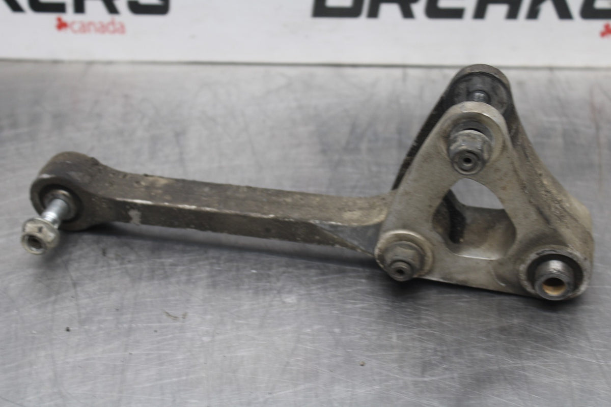 13 YAMAHA YZF R1 REAR DOGBONE SHOCK LINKAGE LINK BB781