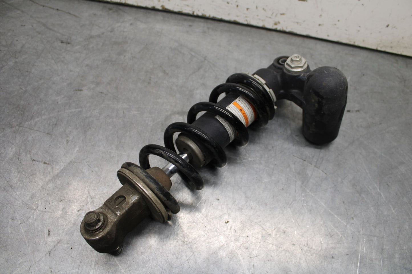 11-24 SUZUKI GSXR750 REAR BACK SHOCK ABSORBER SUSPENSION 62100-15810-019 BB714