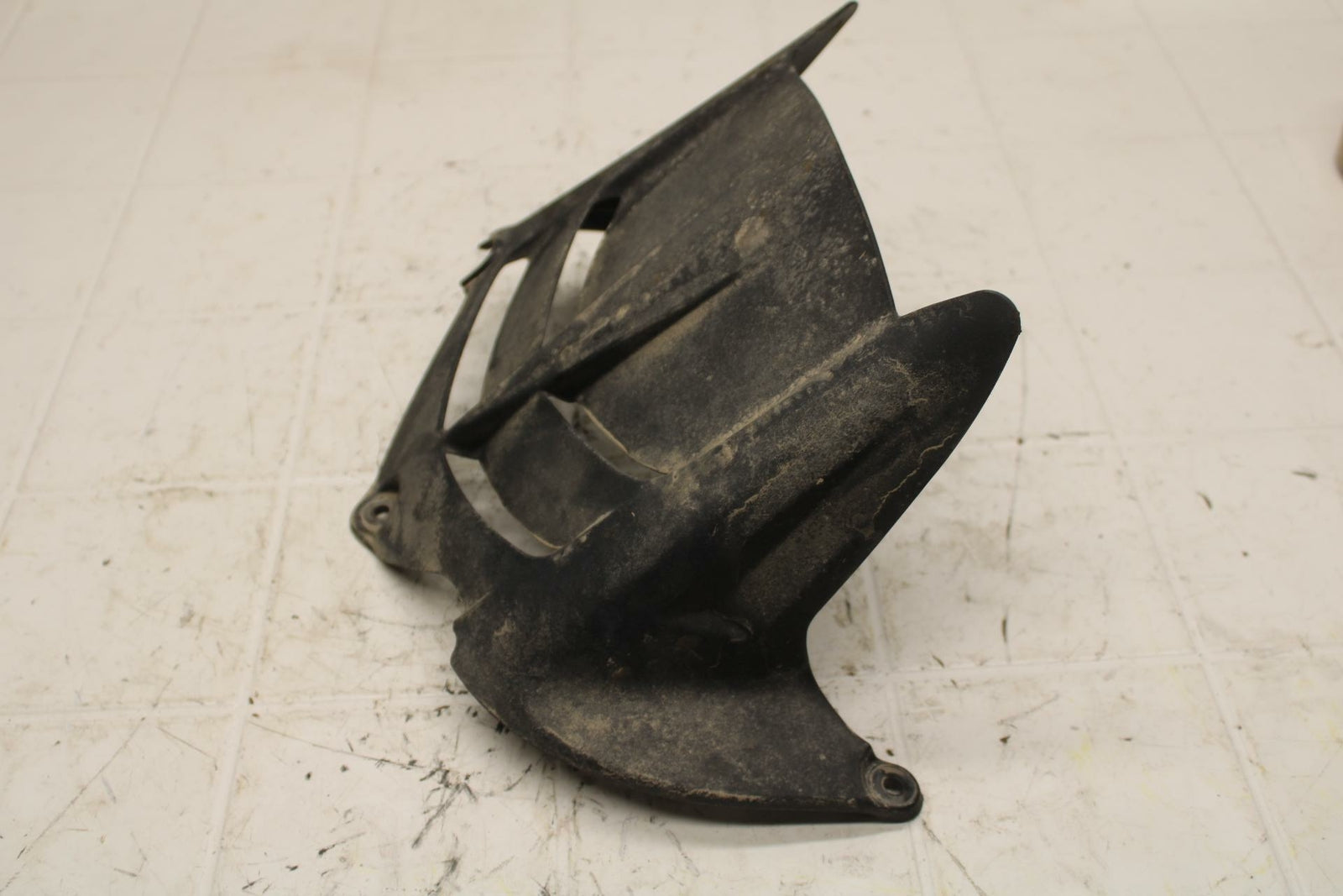 19-20 KAWASAKI NINJA ZX6R ZX636 REAR BACK WHEEL TIRE HUGGER FENDER BB407