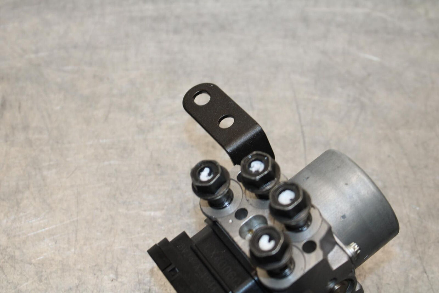 19-22 KAWASAKI Z400 ABS PUMP UNIT MODULE BB70