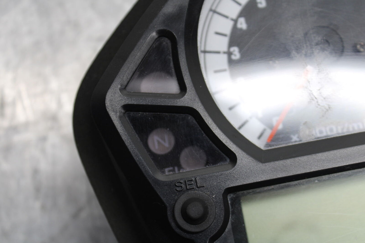 03-06 SUZUKI SV650 SPEEDO TACH GAUGES CLUSTER SPEEDOMETER TACHOMETER BB392