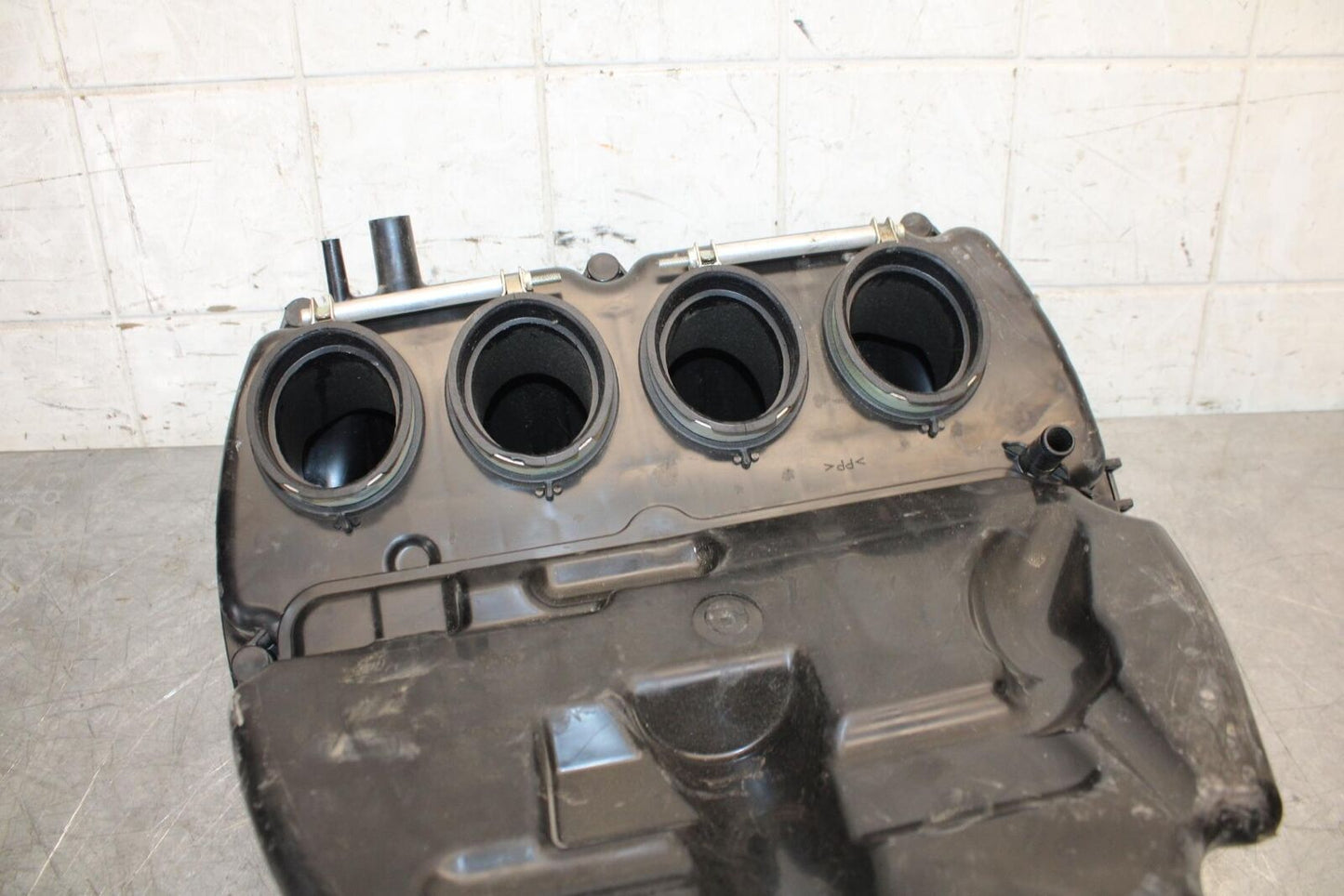 19-20 KAWASAKI NINJA ZX6R ZX636 AIRBOX AIR INTAKE FILTER BOX 11010-0893 BB528