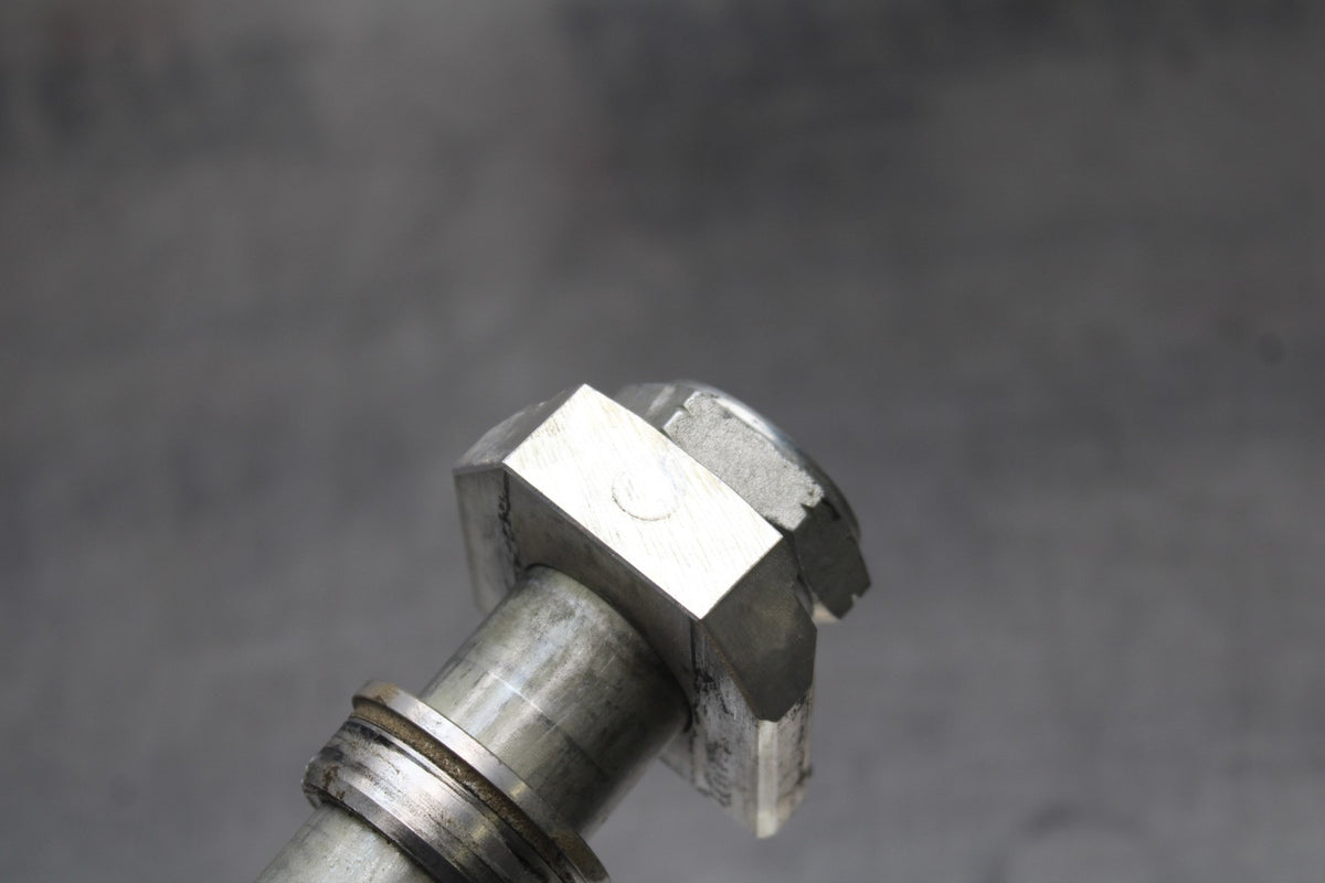 24-25 SUZUKI GSXR1000 REAR AXLE BACK WHEEL RIM PIVOT BOLT AXEL BB767