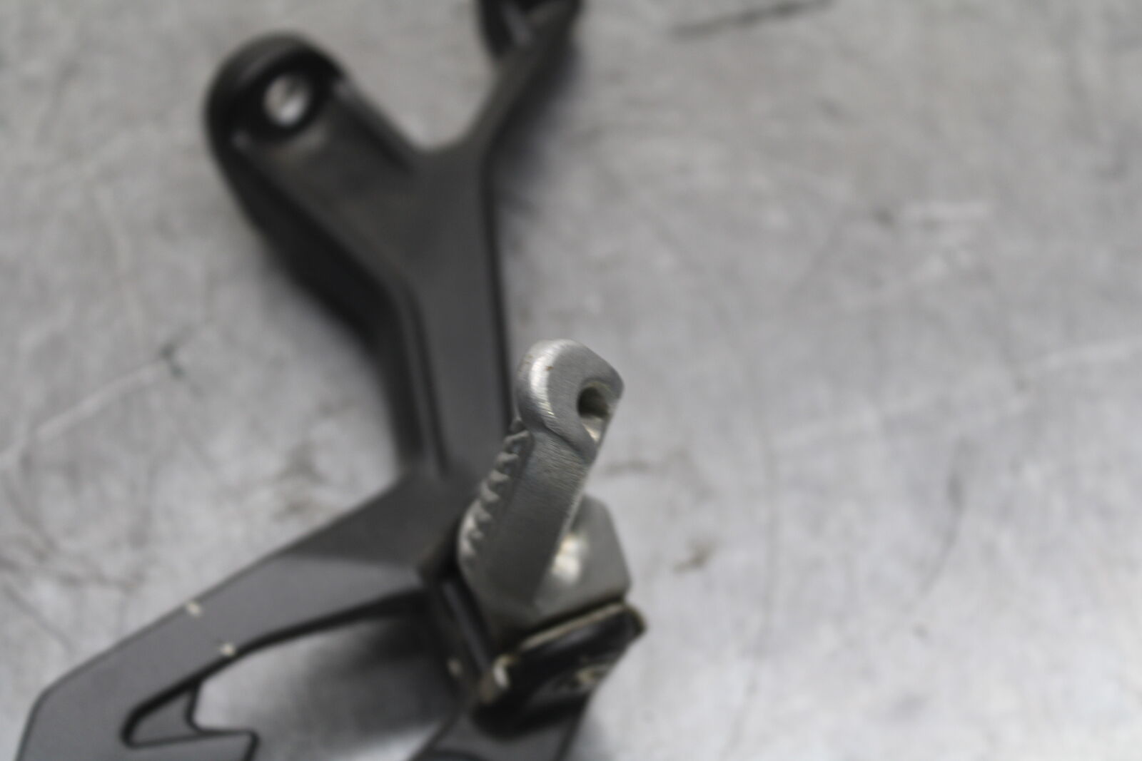 18-23 KAWASAKI NINJA 400 EX400 ABS REAR BACK PASSENGER PEG SET PAIR BB747