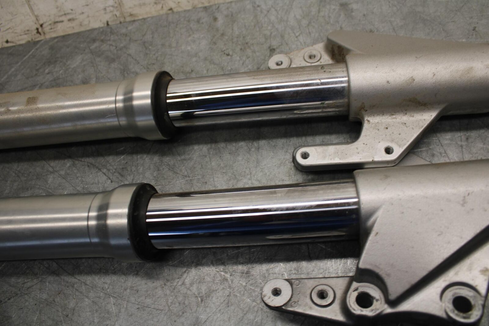 2007 Suzuki Boulevard M50B FRONT FORKS SHOCK SUSPENSION SET PAIR BB537