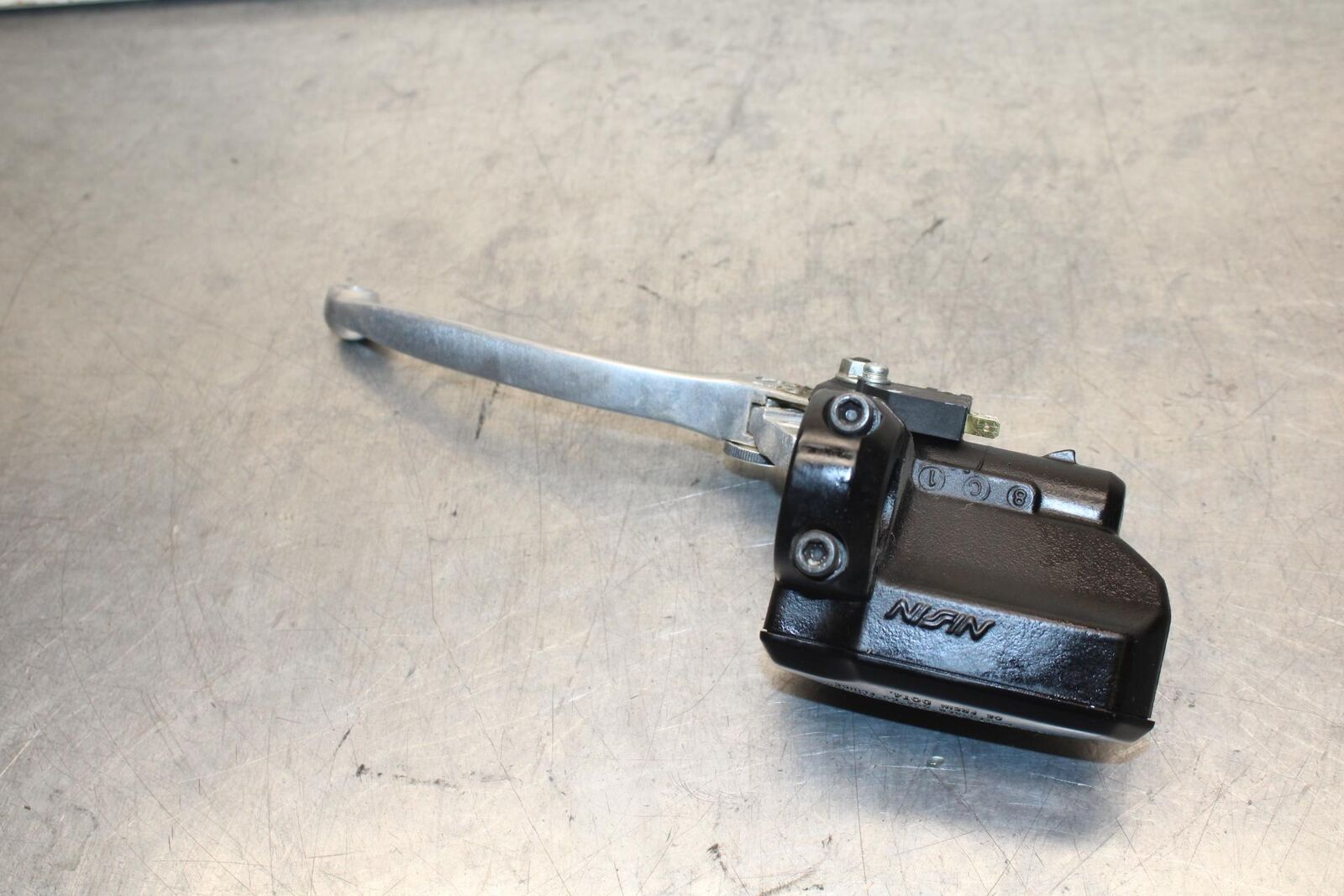 17-20 KAWASAKI NINJA EX650 ABS FRONT BRAKE MASTER CYLINDER w/ LEVER BB88