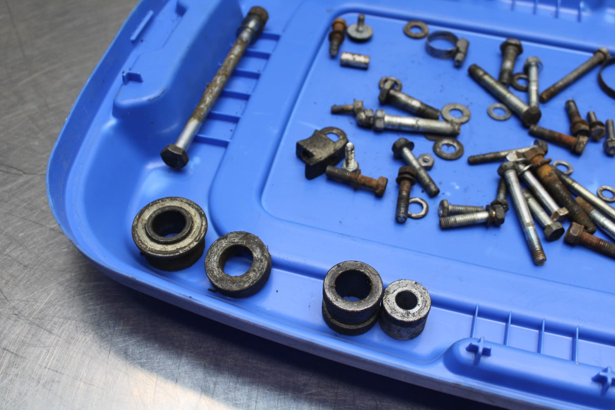 77-79 SUZUKI GS1000 MOUNTING BOLTS HARDWARE MOTOR SCREWS BB807