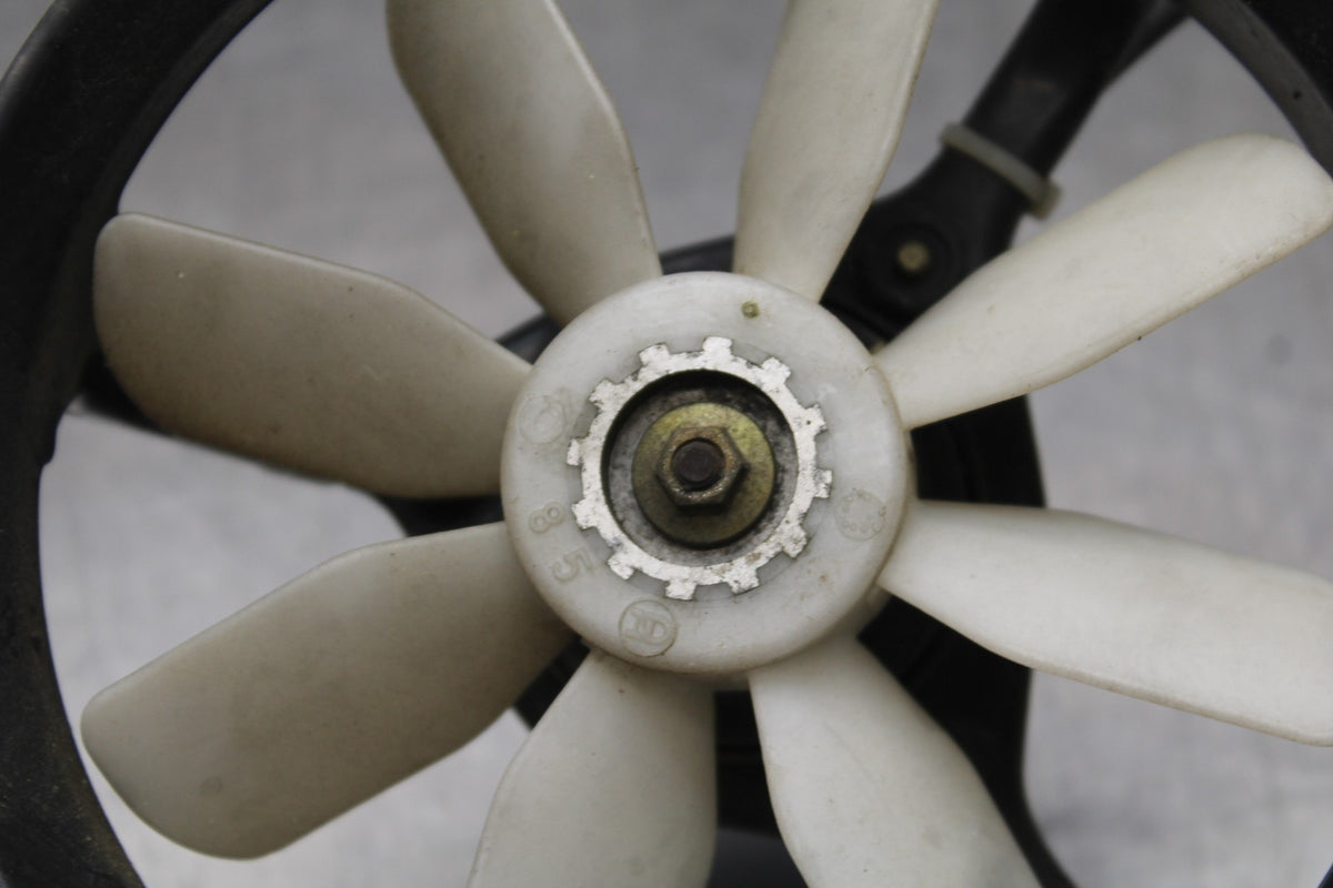 96 KAWASAKI NINJA 500 EX500A ENGINE RADIATOR COOLING FAN BB768