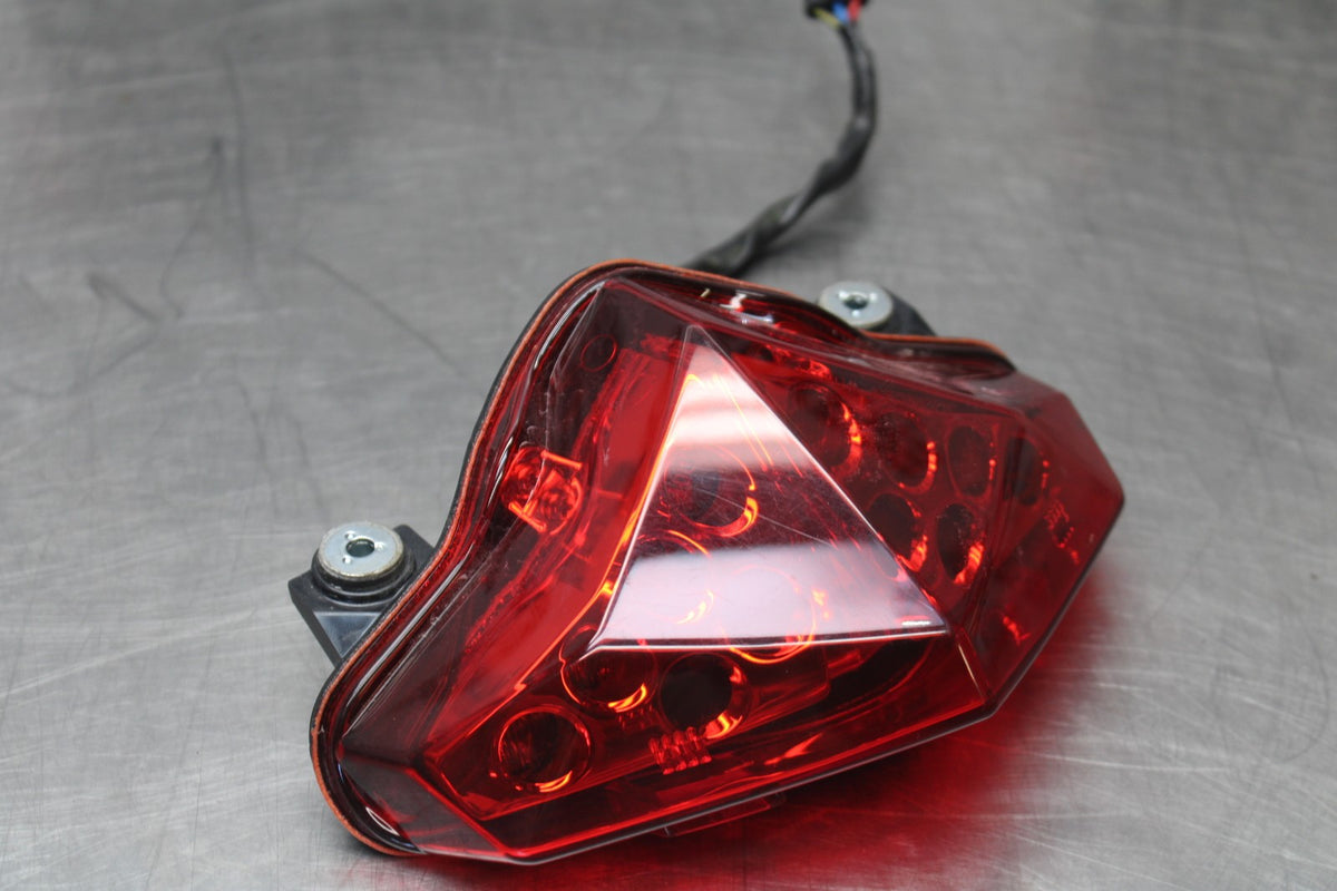 12-16 KAWASAKI NINJA 650 EX650F ABS REAR TAIL TAILLIGHT BACK BRAKE LIGHT BB860