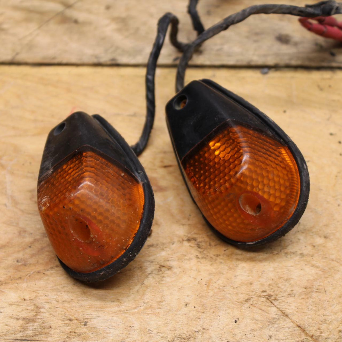 07-08 YAMAHA YZF R1 FRONT LEFT RIGHT TURN SIGNALS LIGHT INDICATORS BB337