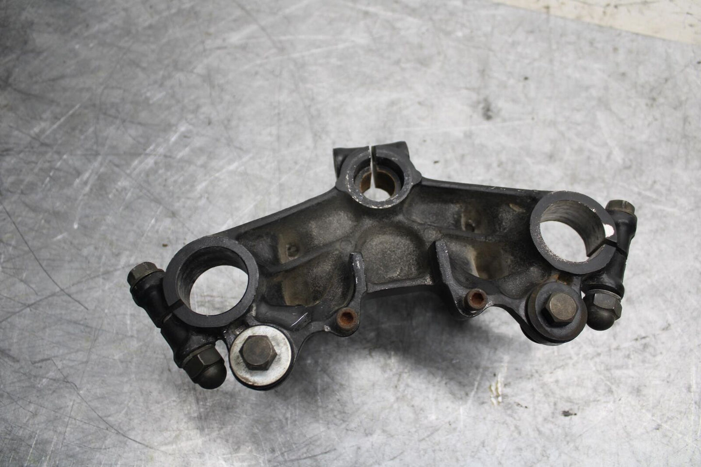 1982 Suzuki GS450L FORKS UPPER TRIPLE TREE CLAMP 51311-44110-291 BB52