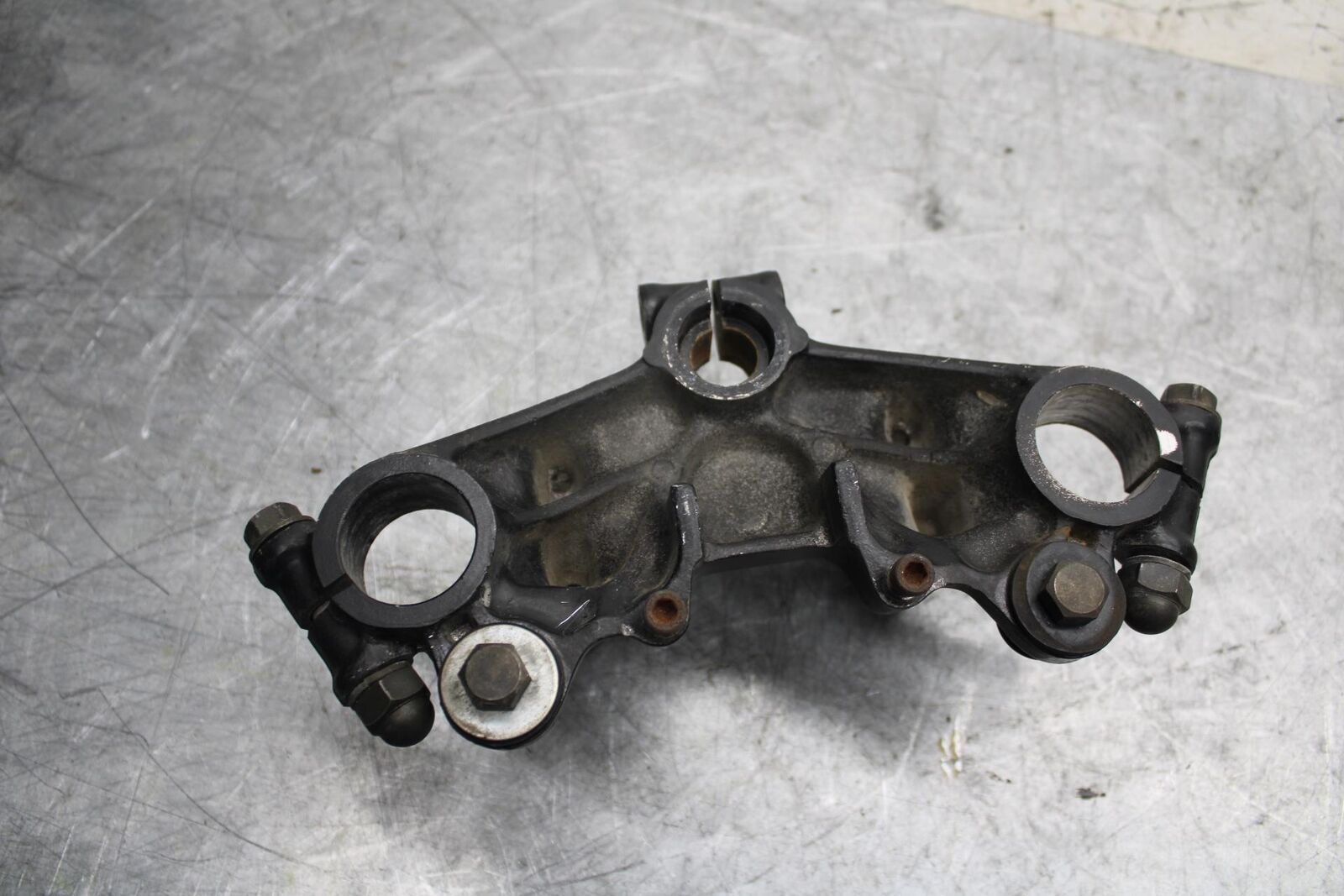 1982 Suzuki GS450L FORKS UPPER TRIPLE TREE CLAMP 51311-44110-291 BB52