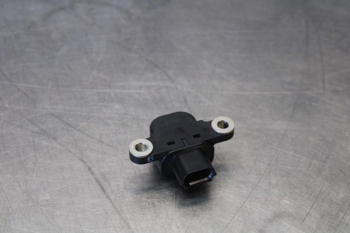 24-25 KAWASAKI NINJA 500 ABS TIP OVER BANK ANGLE CRASH SENSOR SWITCH  BB899