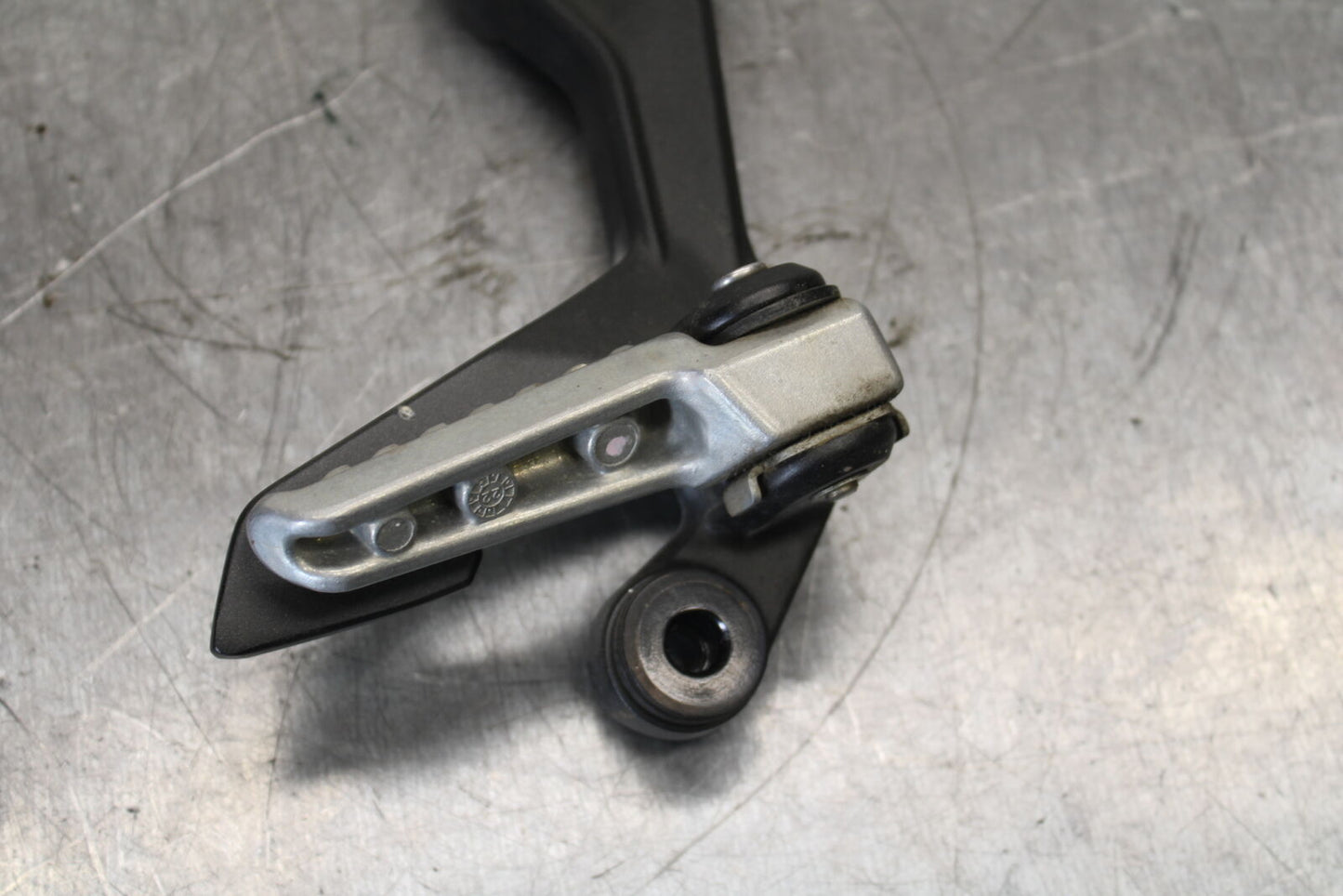 18-23 KAWASAKI NINJA 400 EX400 ABS REAR BACK PASSENGER PEG SET PAIR BB747