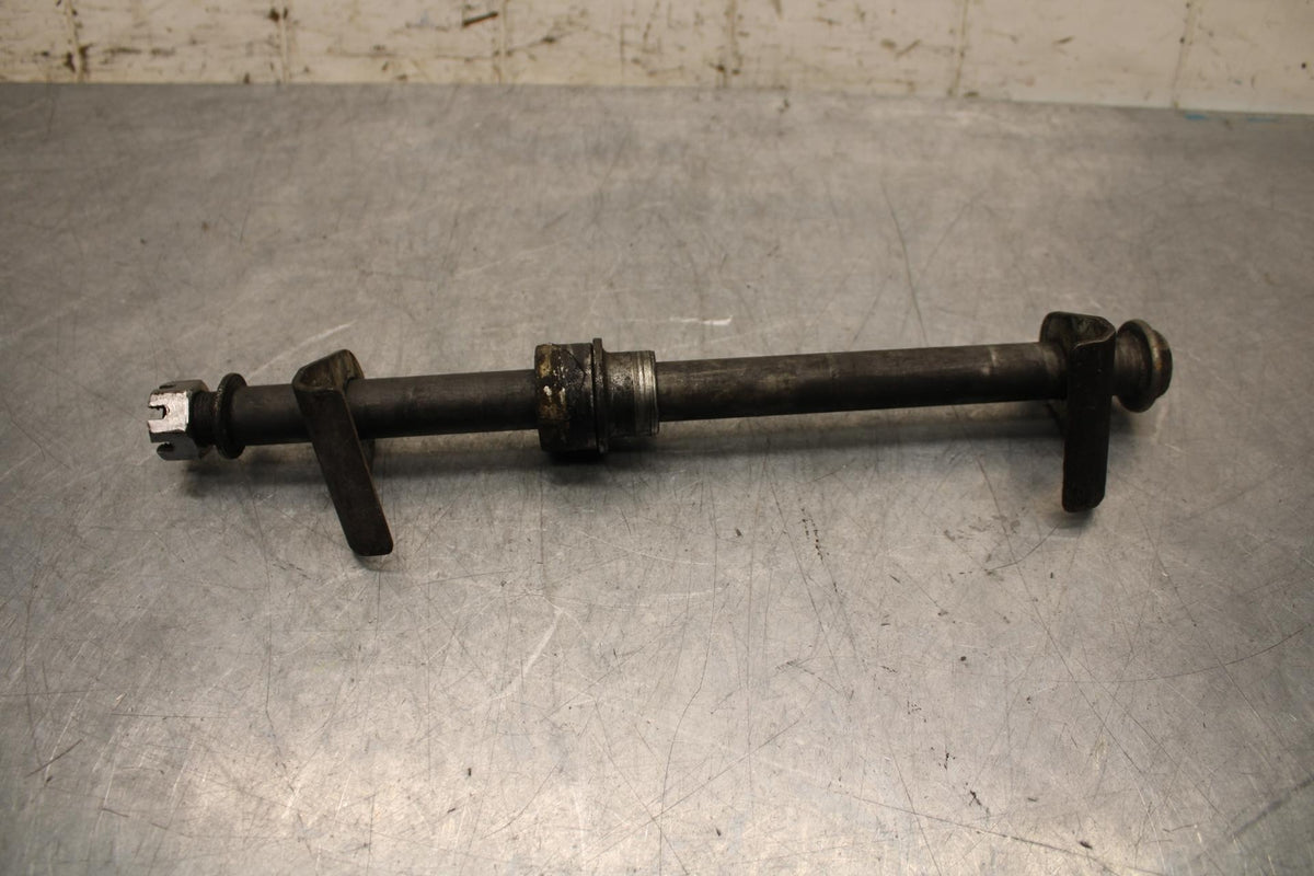 2006 Suzuki SV650S REAR AXLE BACK WHEEL RIM PIVOT BOLT AXEL BB65