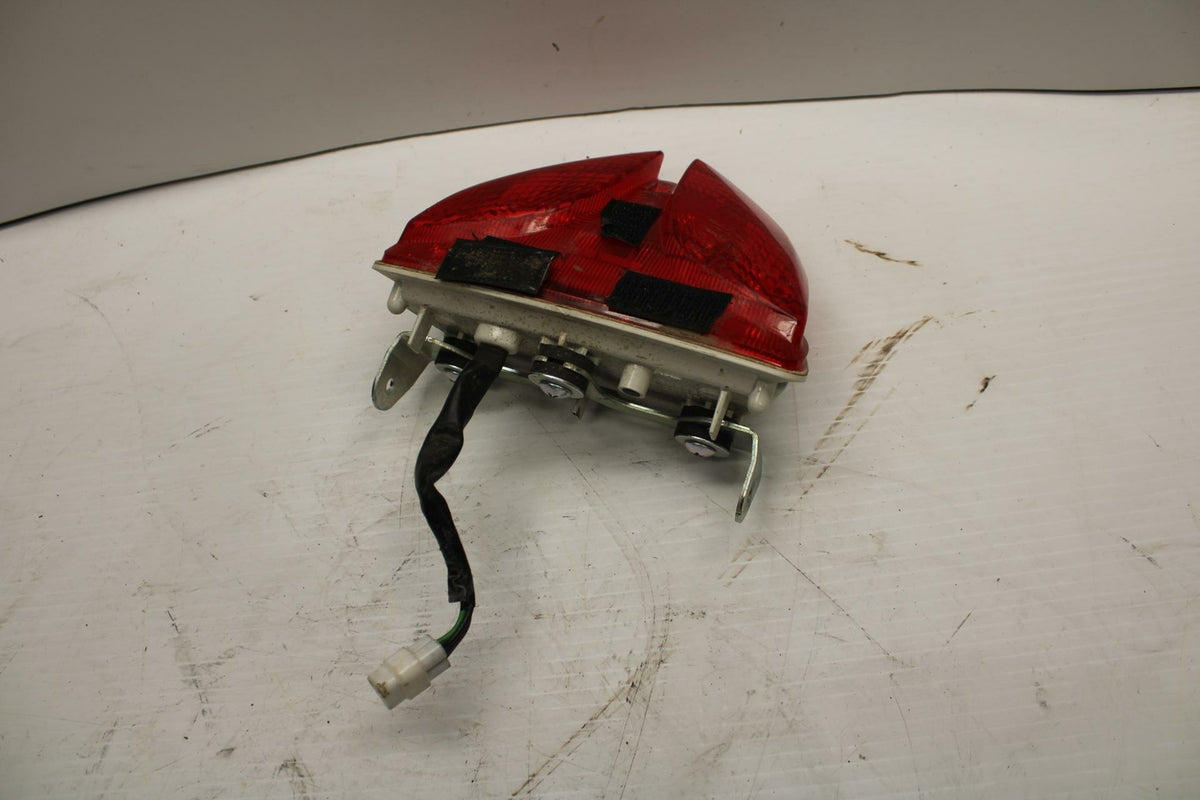 08-09 SUZUKI GSXR600 REAR TAIL TAILLIGHT BACK BRAKE LIGHT 35710-37H30 BB250