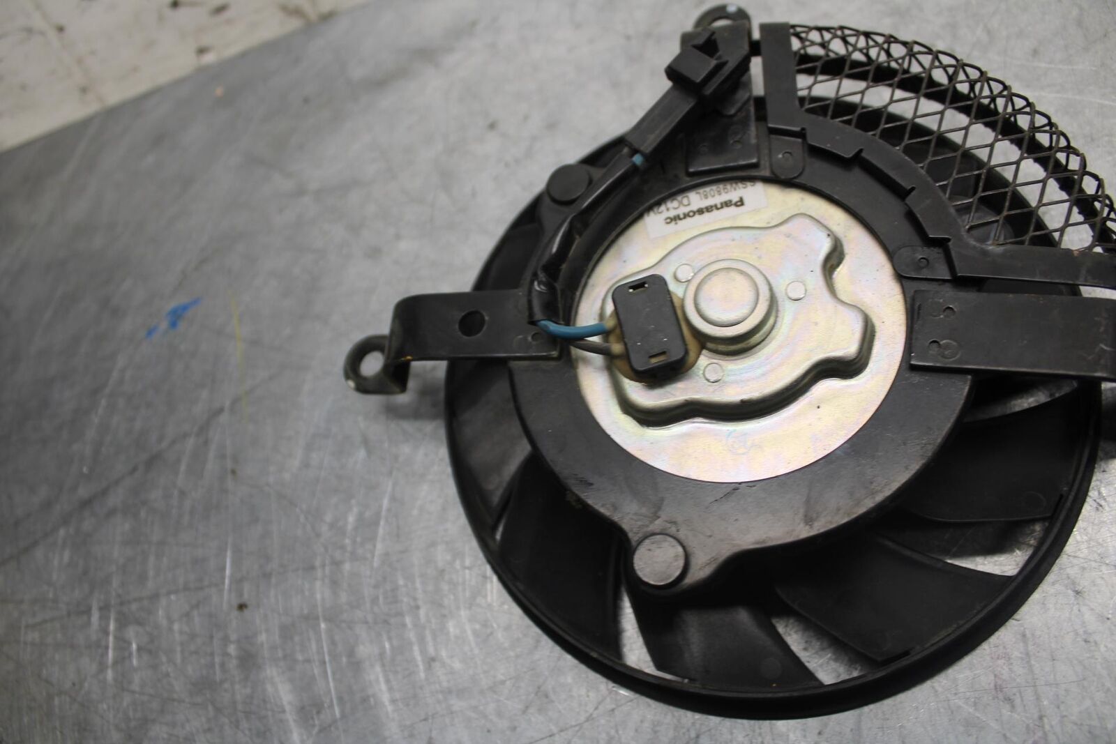 2006 Suzuki GSXR750 ENGINE RADIATOR COOLING FAN 17800-01H00 BB40