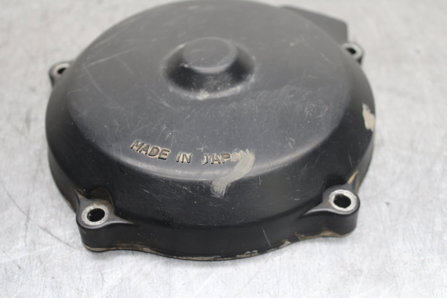 82-83 YAMAHA IT175 ENGINE MOTOR STATOR GENERATOR MAGNETO COVER BB108