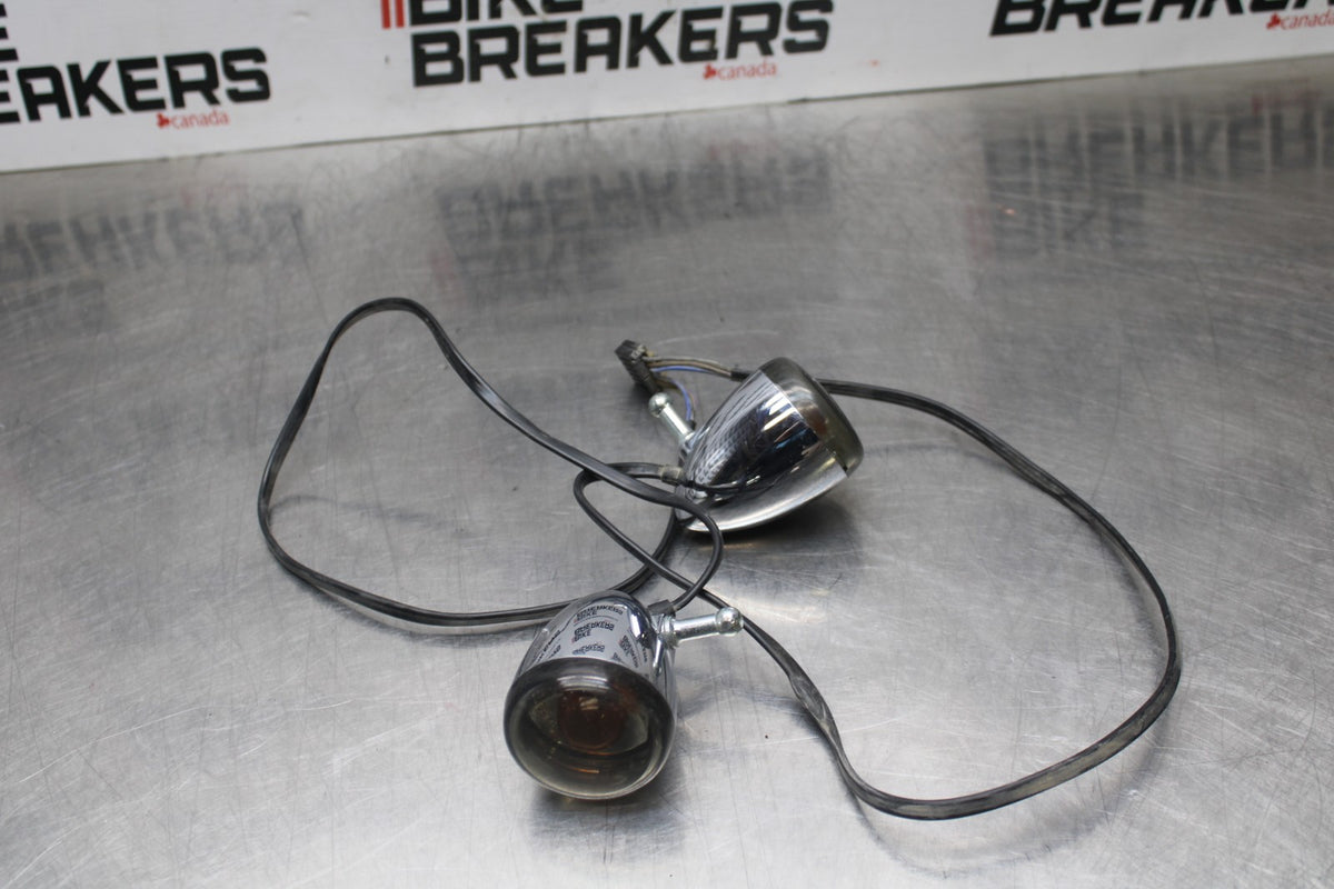09 HARLEY-DAVIDSON SPORTSTER 1200 CUSTOM XL1200C FRONT TURN SIGNALS  BB776