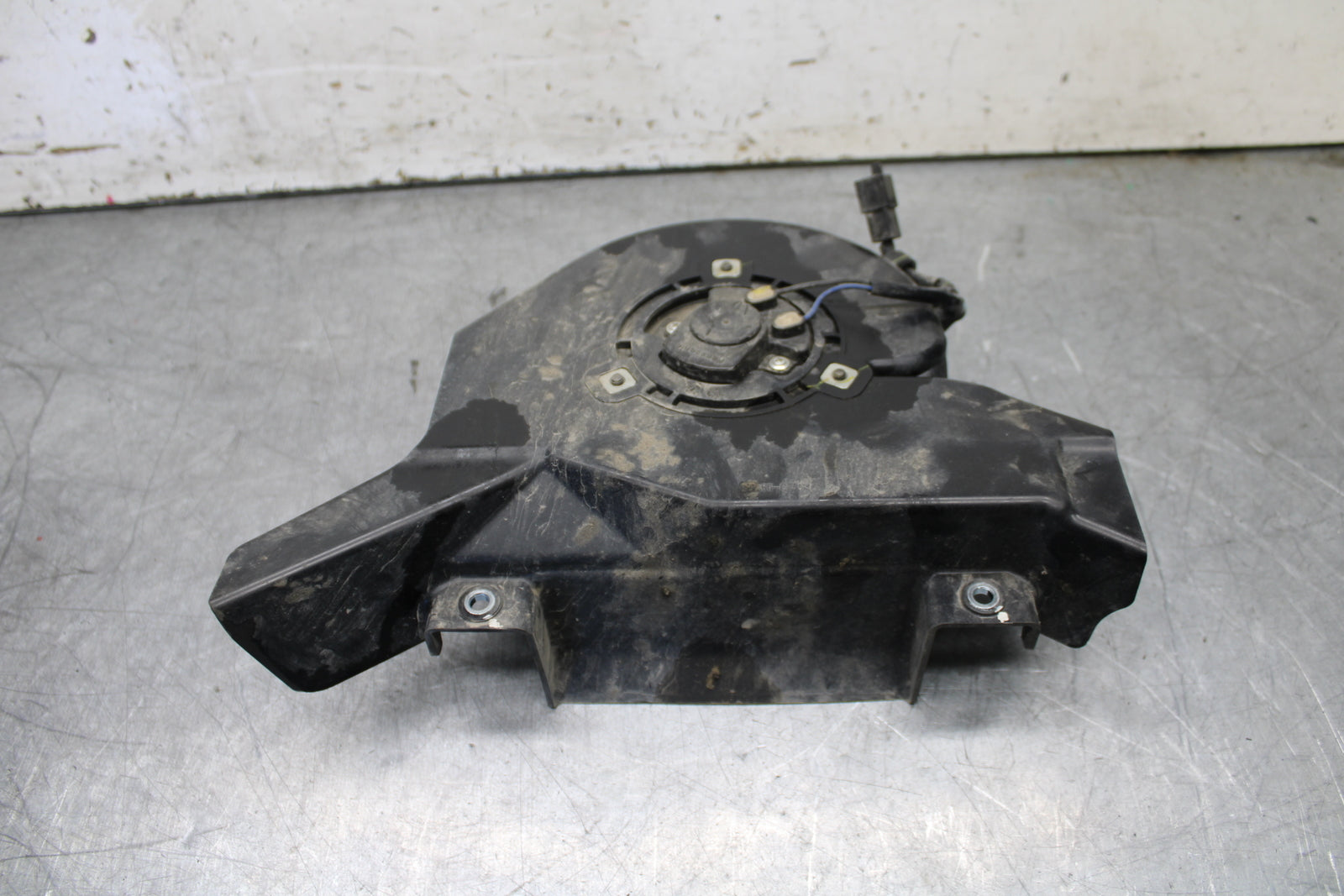 19-22 KAWASAKI Z400 ENGINE RADIATOR COOLING FAN BB708