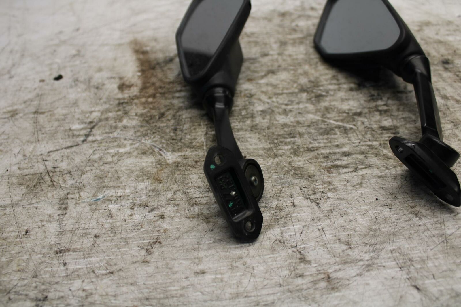 13-18 KAWASAKI NINJA ZX6R REAR VIEW MIRROR SET PAIR MIRRORS BB311