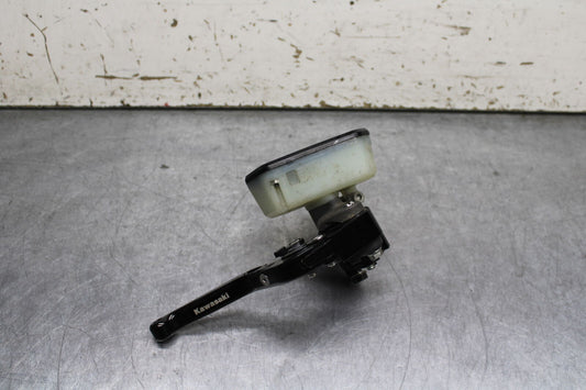12-13 KAWASAKI Z1000 FRONT BRAKE MASTER CYLINDER w/ LEVER BB743